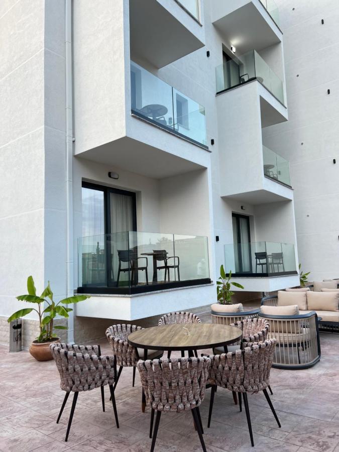 Patio Mare 4*